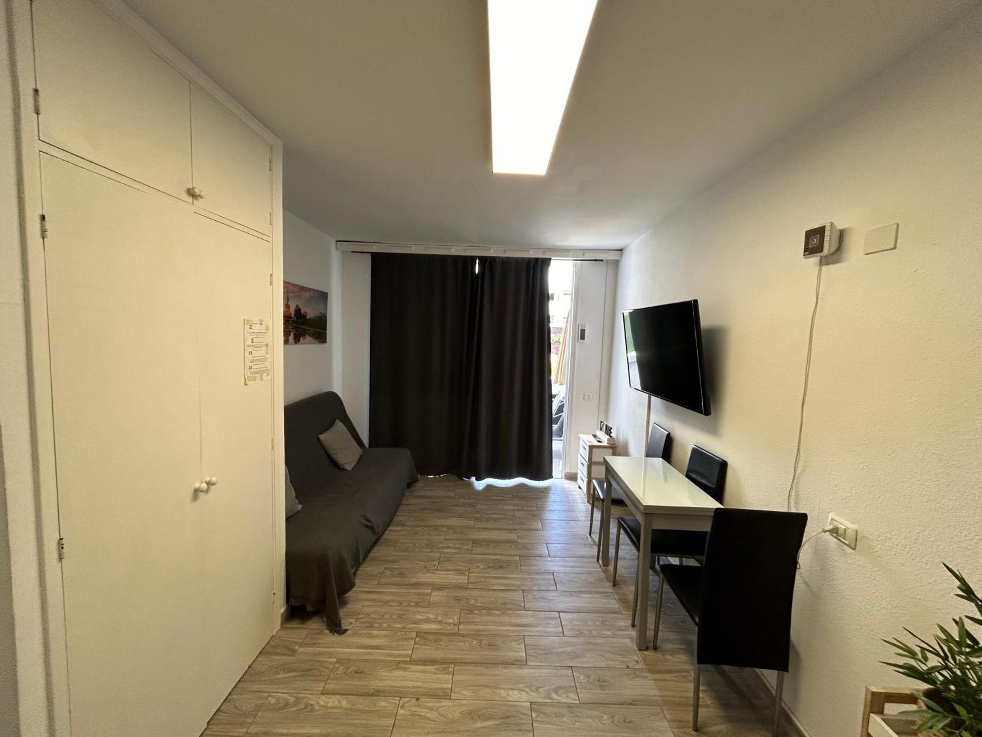 Sunny Apt With Terrace Coastal Area South Arona Arona  Exterior foto