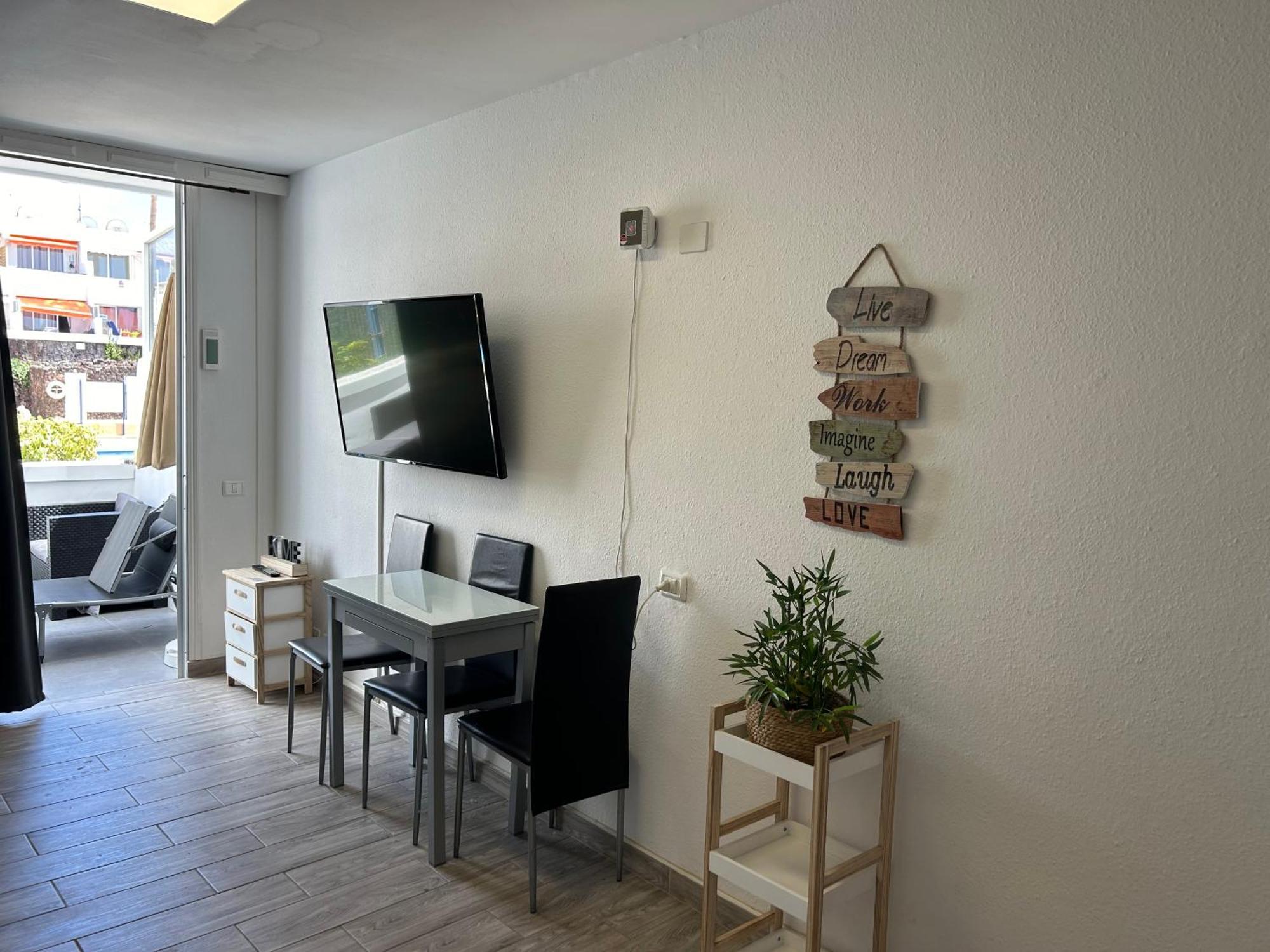 Sunny Apt With Terrace Coastal Area South Arona Arona  Exterior foto