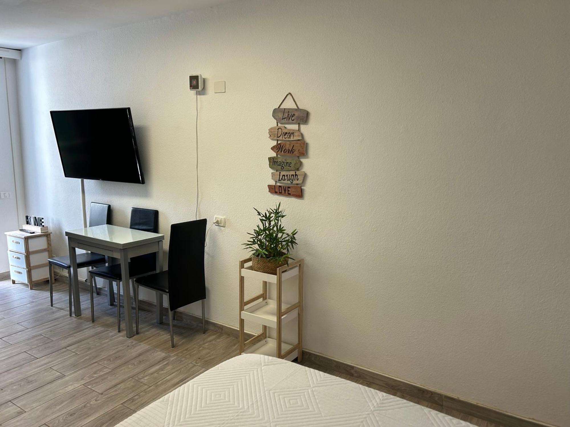 Sunny Apt With Terrace Coastal Area South Arona Arona  Exterior foto